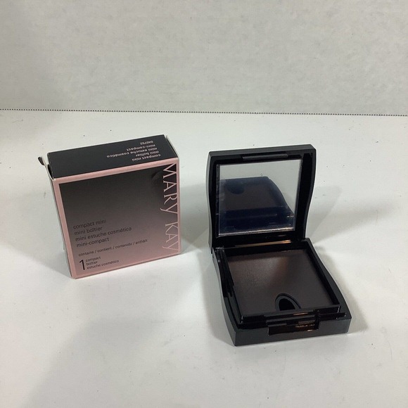 Mary Kay mini compact new in box 040752 40752 - Picture 2 of 3